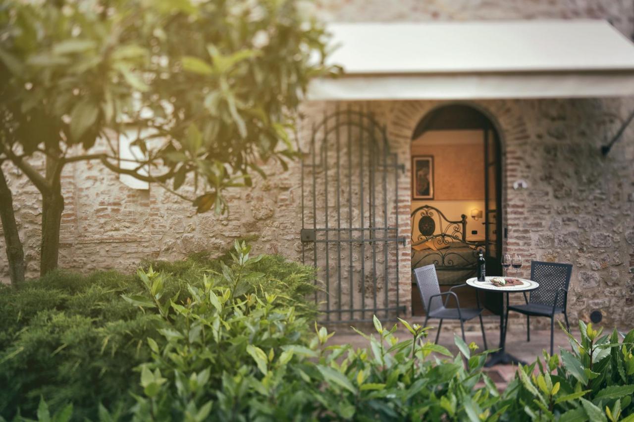Il Colombaio Winery & Rooms Monteriggioni Eksteriør bilde
