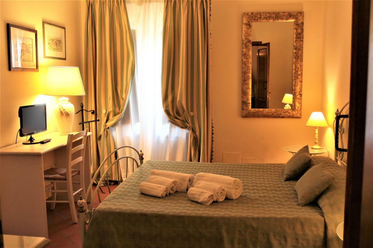 Il Colombaio Winery & Rooms Monteriggioni Eksteriør bilde